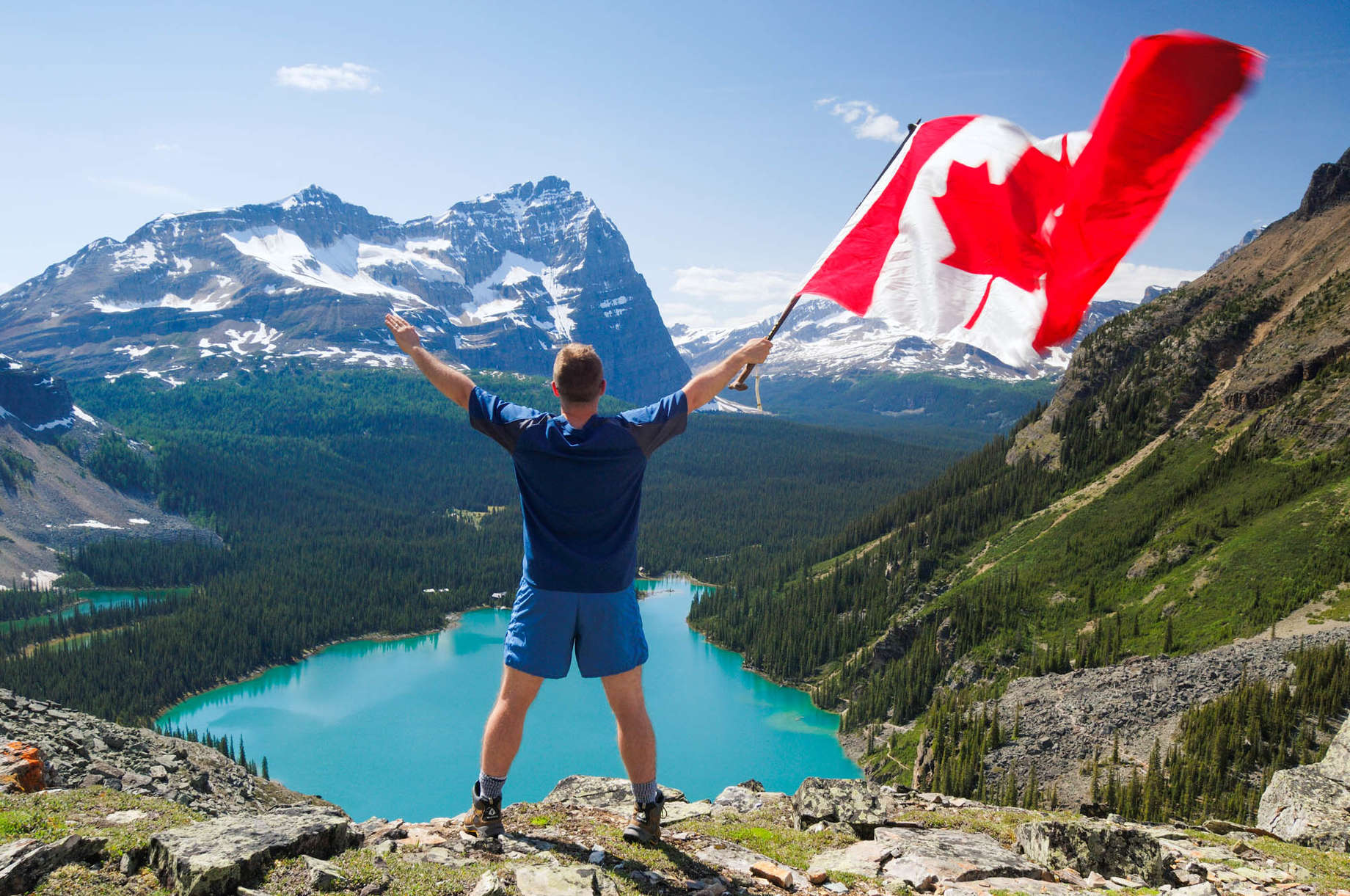 how to maintain permanent residency in canada