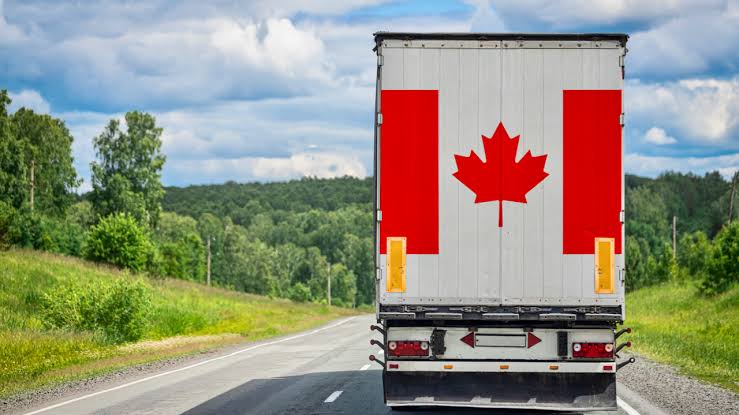 Now Bus and Truck Drivers can Apply for Express Entry in Canada
