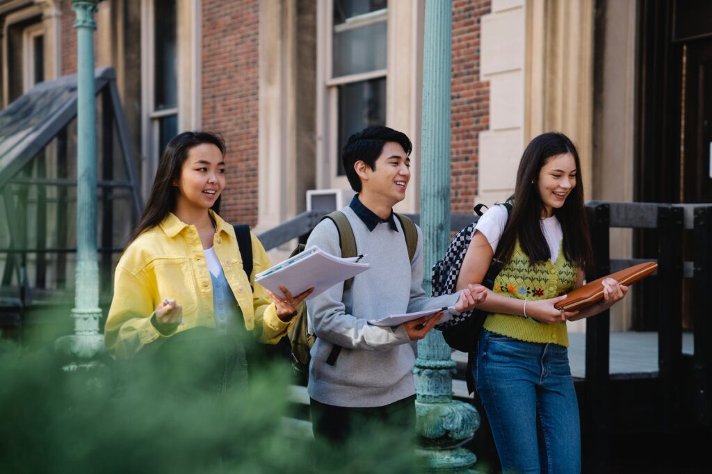 guide for new International Students coming to Canada: